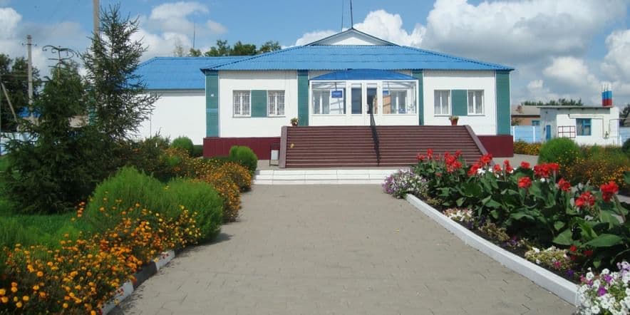 Основное изображение для учреждения Новобезгинская модельная публичная библиотека