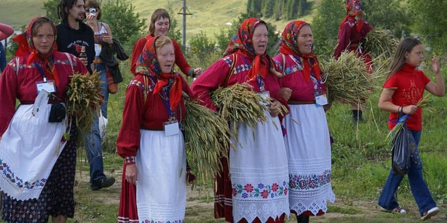 Основное изображение обзора объекта "Певческая традиция коми-пермяков из деревни Кукушка Кочевского района Пермского края"