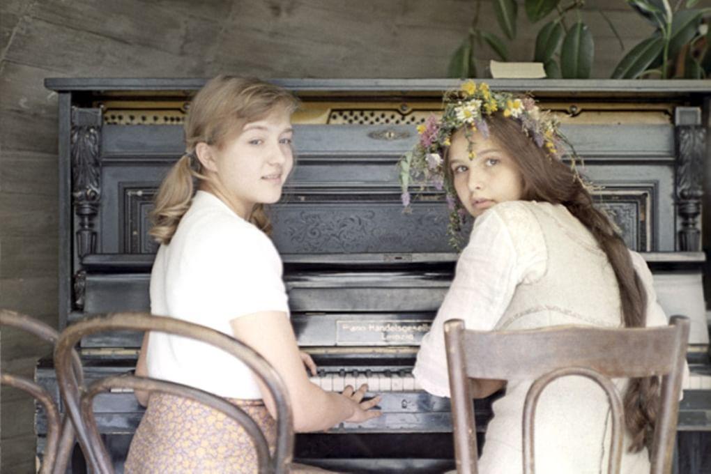 Кадр из фильма «Сто дней после детства» (1975)