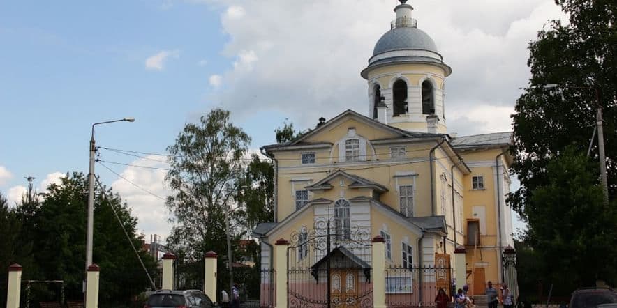 Основное изображение обзора объекта "Собор Рождества Пресвятой Богородицы в Вологде (Храм Рождества Пресвятой Богородицы на Богородском кладбище)"