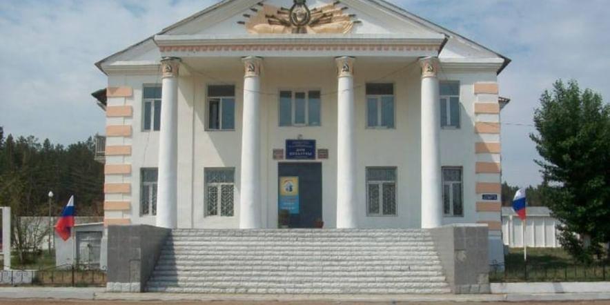 Основное изображение для учреждения Дом культуры «Забайкальский» г. Улан-Удэ
