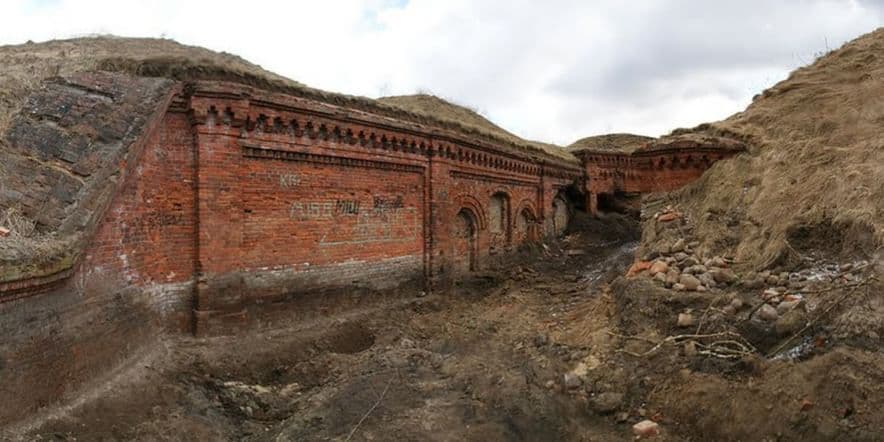 Основное изображение обзора объекта "Ивангородская крепость в Демблине"