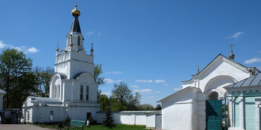 Основное изображение обзора объекта "Храм Александра Невского в Спасо-Преображенском Рославльском монастыре Смоленской обл."