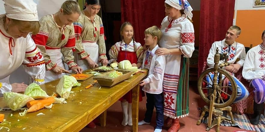 Основное изображение для события Программа «Матушка Осенина»