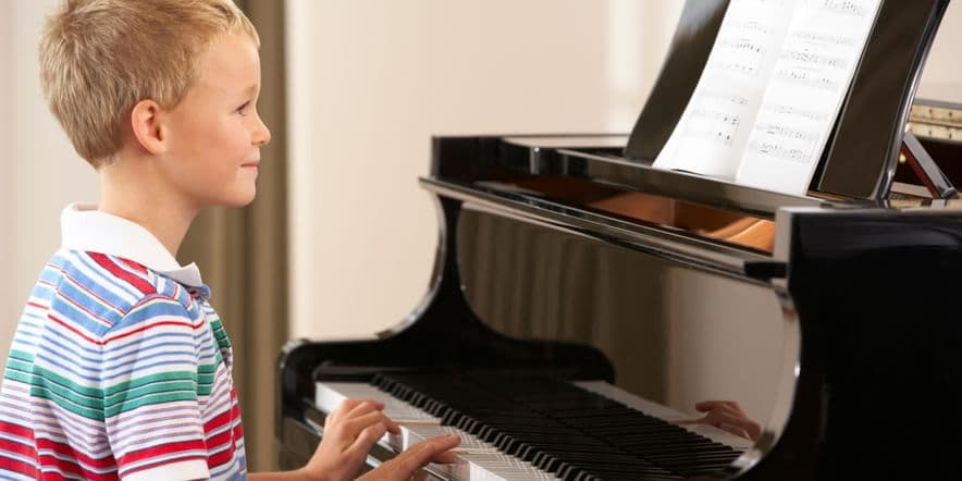 Основное изображение для события Мастер класс «Музыкально-исполнительские навыки на уроках фортепиано»