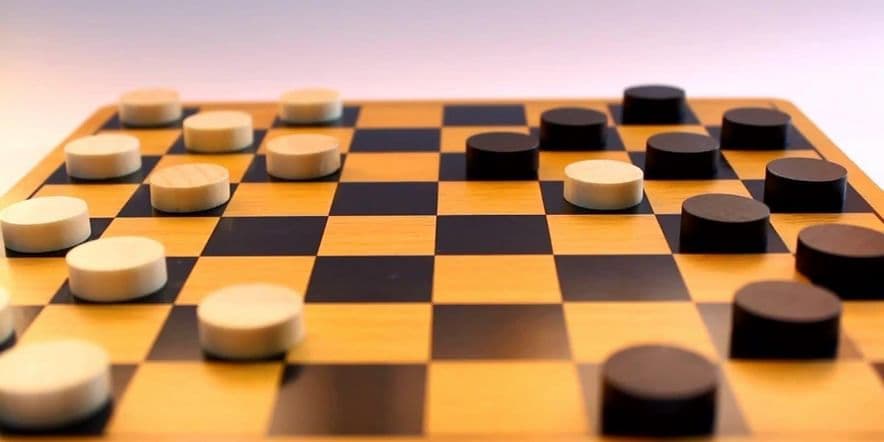 Основное изображение для события Турнир «Королевство шашек»