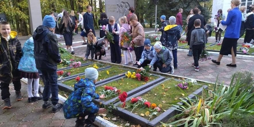 Основное изображение для события Митинг, посвященный 81-ой годовщине освобождения Смоленщины.