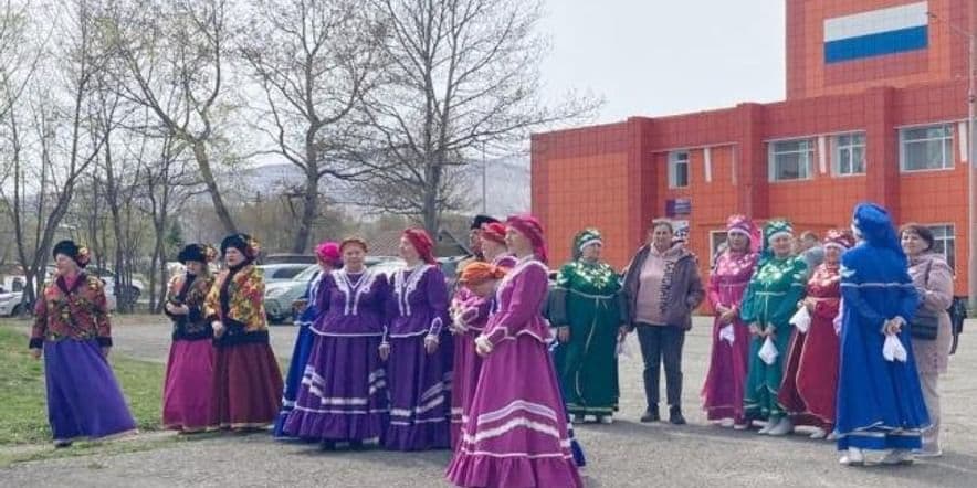 Основное изображение для события Выставка творческих работ пенсионеров «Осеннее очарование»