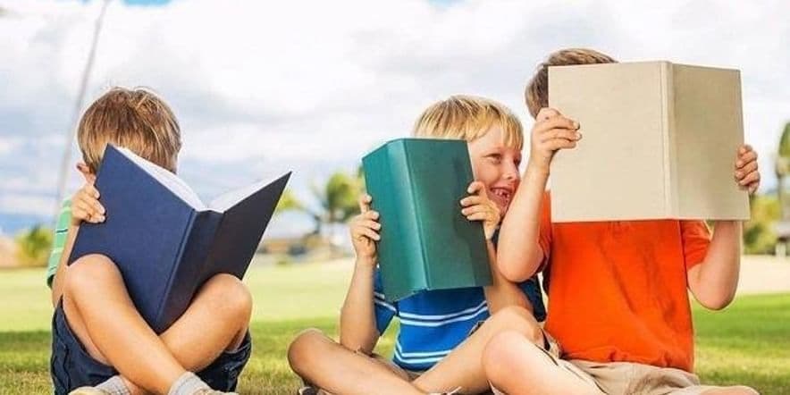 Основное изображение для события Громкое чтение «Лето с книгой»
