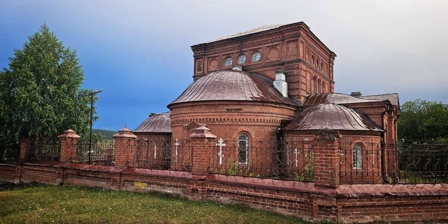 Основное изображение для события Выставка-досье «Свято-Никольский храм»