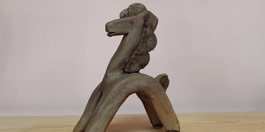 Основное изображение для события Мастер-класс по лепке из глины «Дымковский конь»