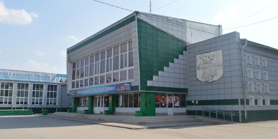 Основное изображение для учреждения Культурный центр «Бачатский»