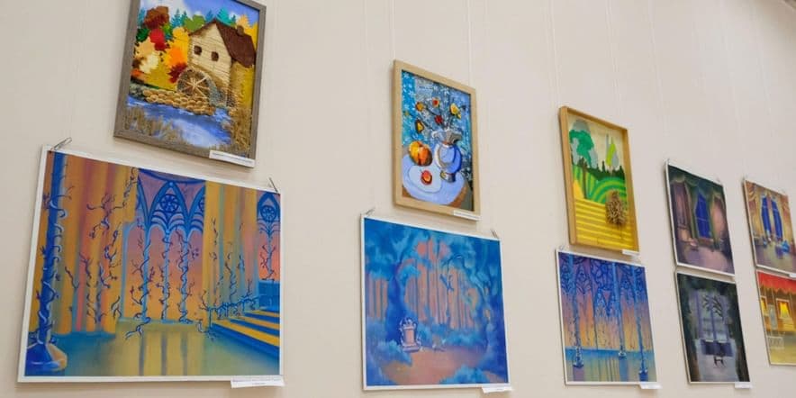 Основное изображение для события Выставка работ студентов Астраханского художественного училища имени Власова