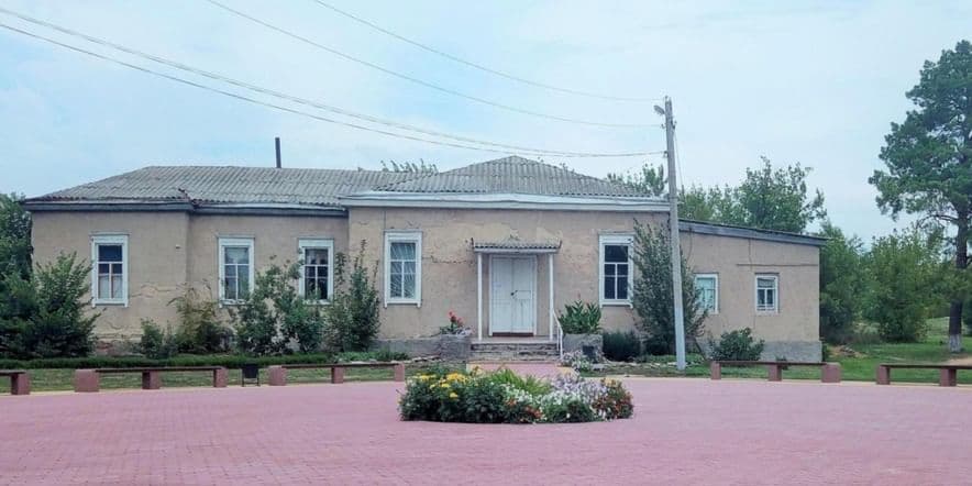 Основное изображение для учреждения Солонцовский сельский дом культуры