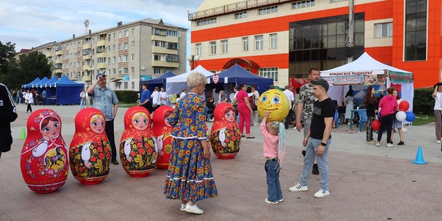 Основное изображение для события Игровая программа «Листопад»