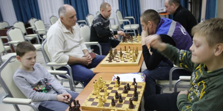 Основное изображение для события Турнир по шахматам «Е2 — Е4»