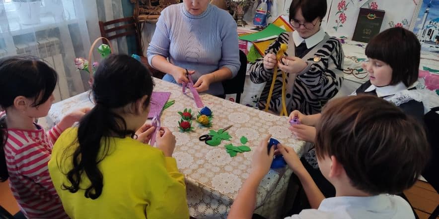 Основное изображение для события «Ромашки нежный лепесток» мастер-класс к Международному женскому дню.