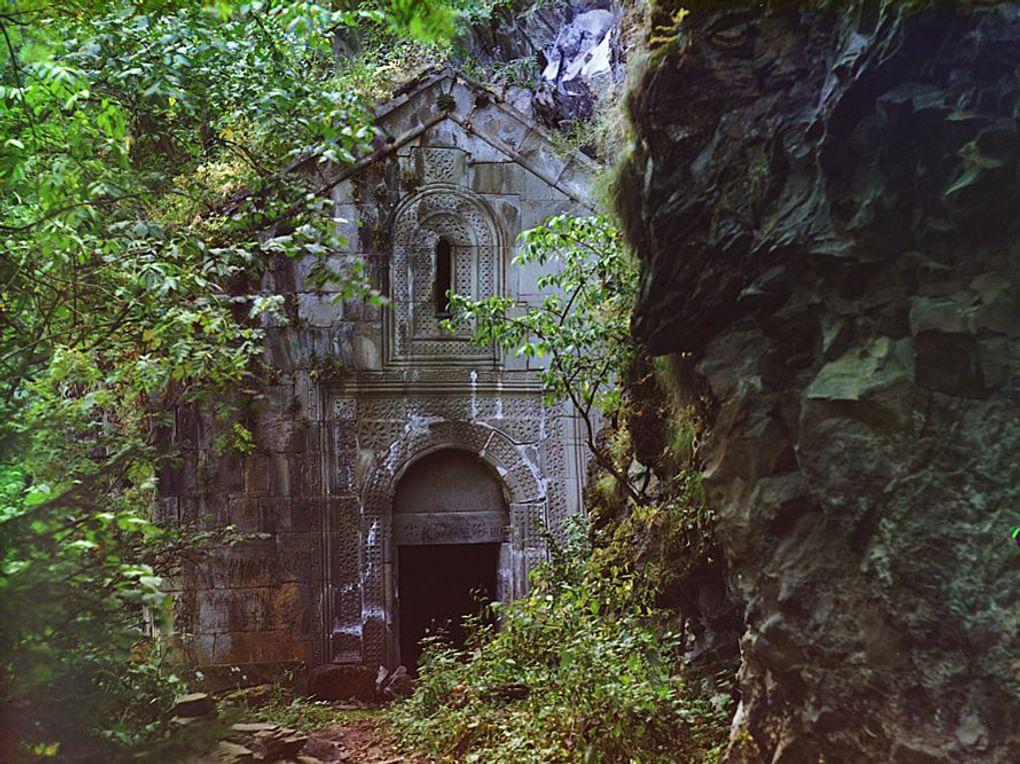 Георгиевская церковь в селе Даба. Грузия, 1912 год. Фотография: Сергей Прокудин-Горский / Библиотека Конгресса США, Вашингтон, США / <a href="http://www.prokudin-gorskiy.ru/" target="_blank">prokudin-gorskiy.ru</a>