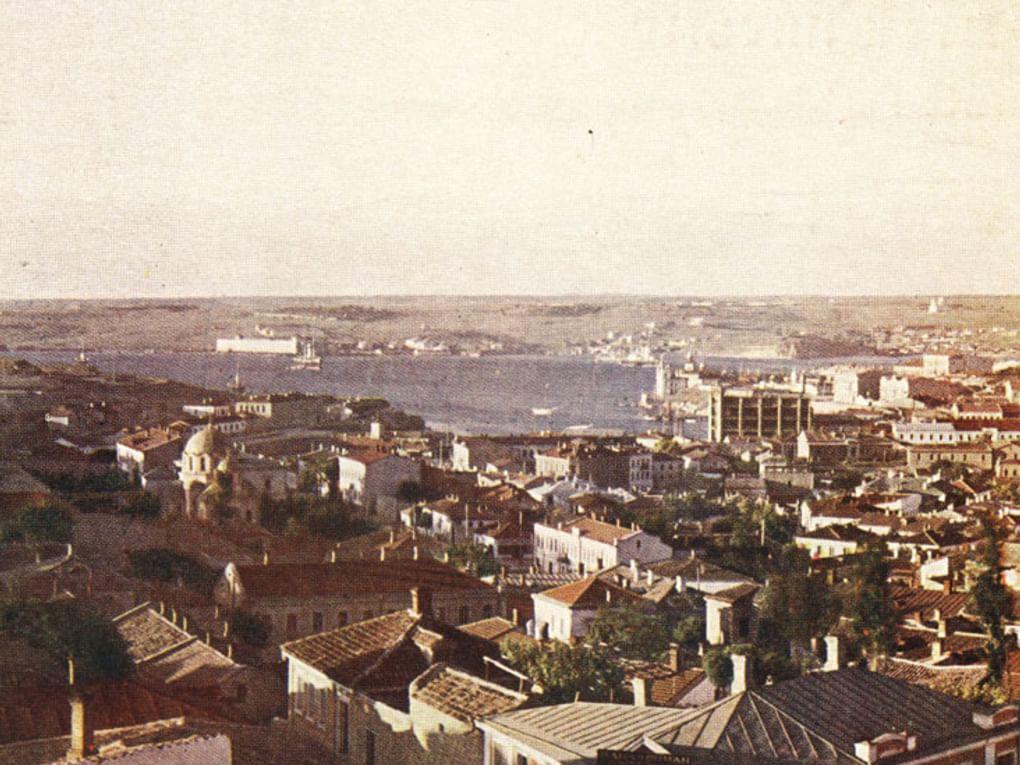 Открытка «Вид на Севастополь с запада». Севастополь, Республика Крым, 1904 год. Фотография: Сергей Прокудин-Горский / архив журнала «ЖУК» / <a href="http://www.prokudin-gorskiy.ru/" target="_blank">prokudin-gorskiy.ru</a>