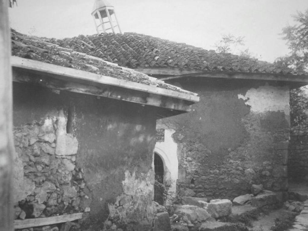 Банный комплекс «Сары-Гюзель». Общий вид с северной стороны. Бахчисарай, Республика Крым. 1532. Фотография: Государственный научно-исследовательский музей архитектуры имени А.В. Щусева, Москва