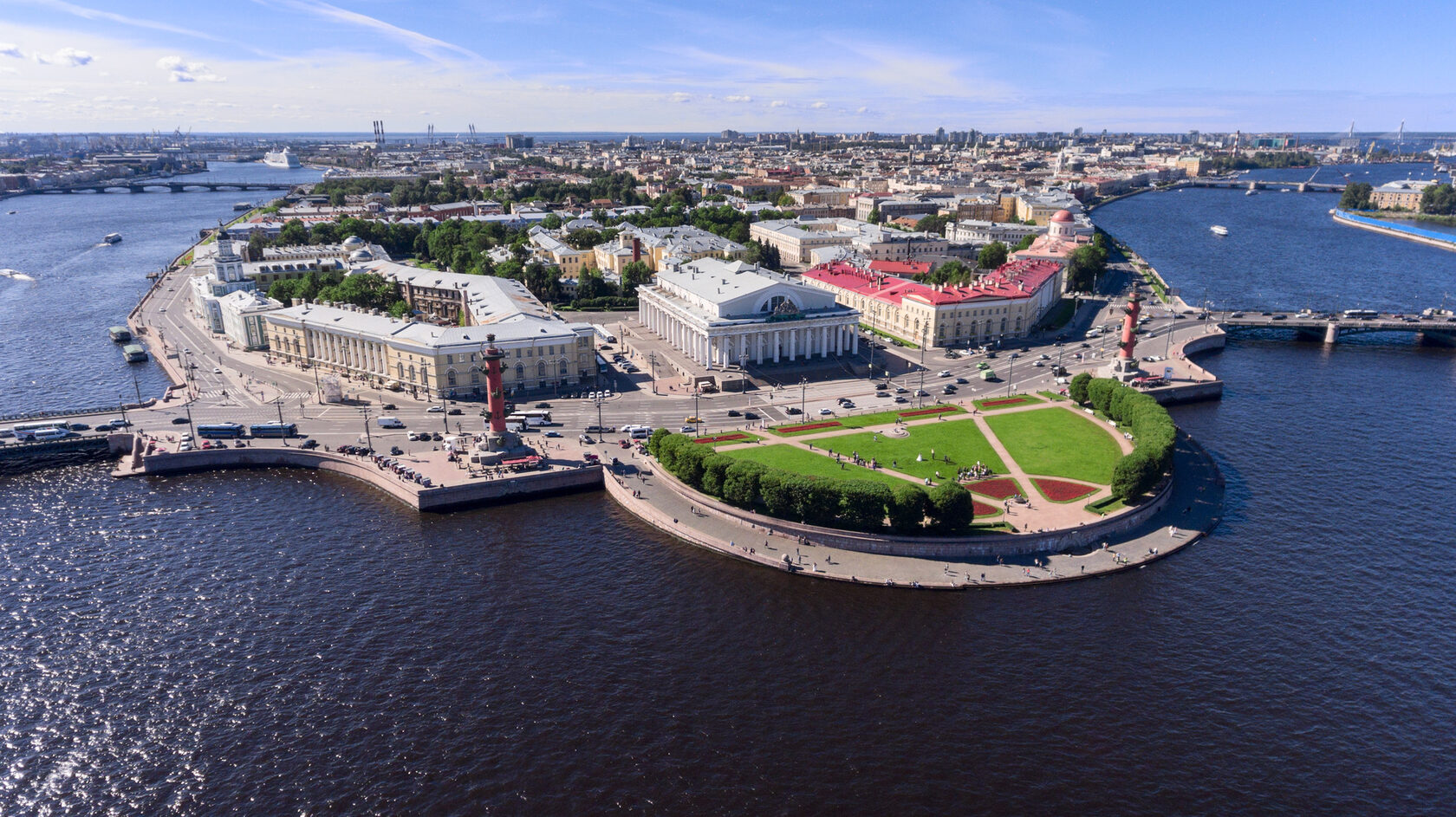 Неделя в Санкт-Петербурге: главные достопримечательности Северной столицы