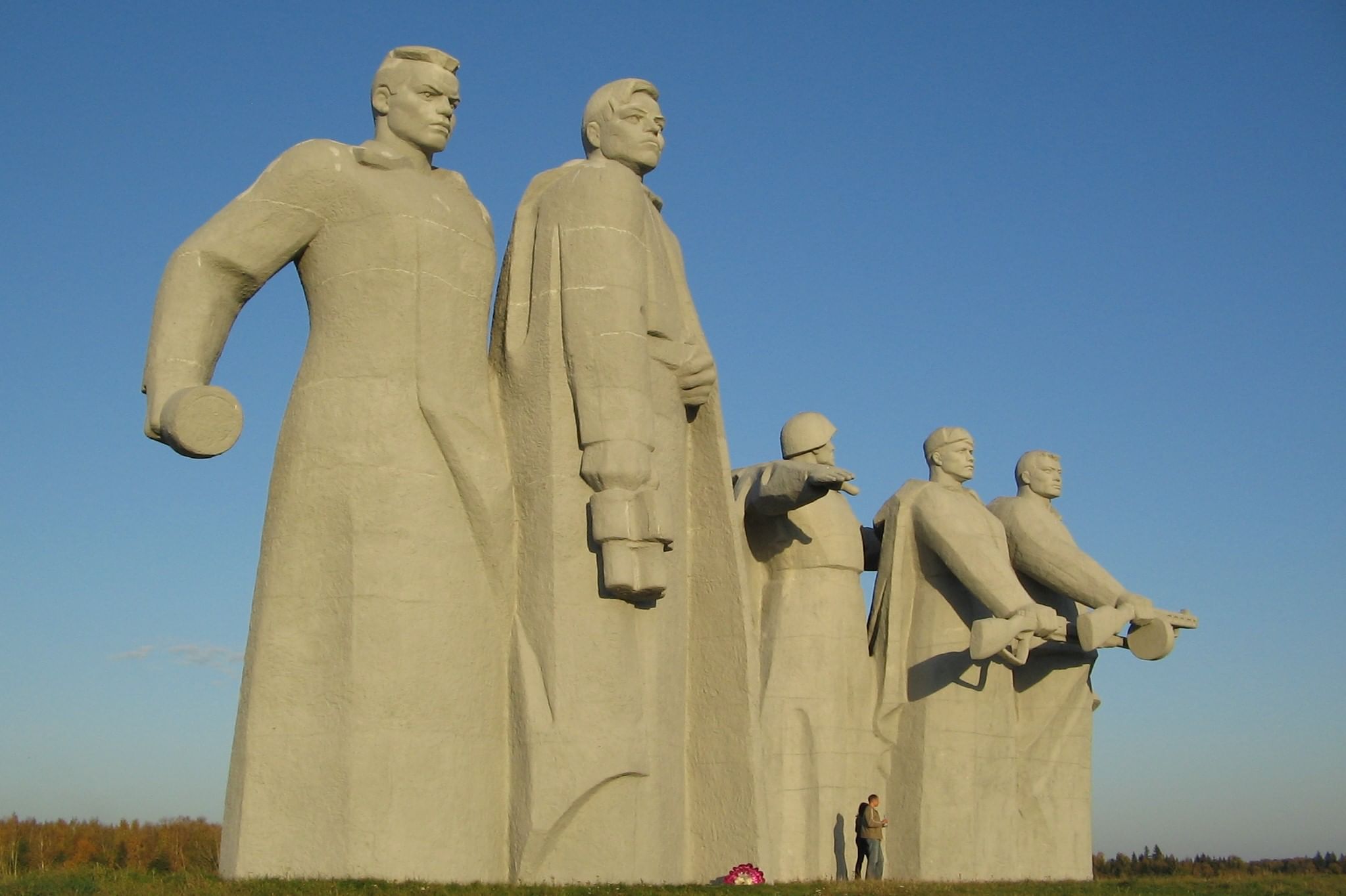 Памятники великой отечественной войны: «Родина-мать зовет!», «Алеша»