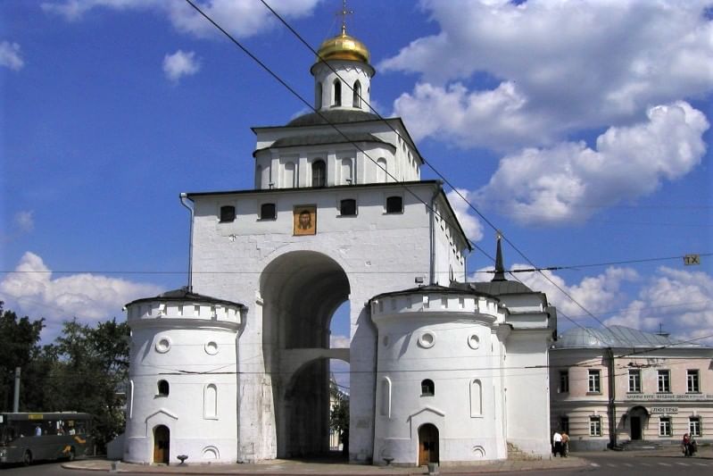 Ворота и арки в городах России
