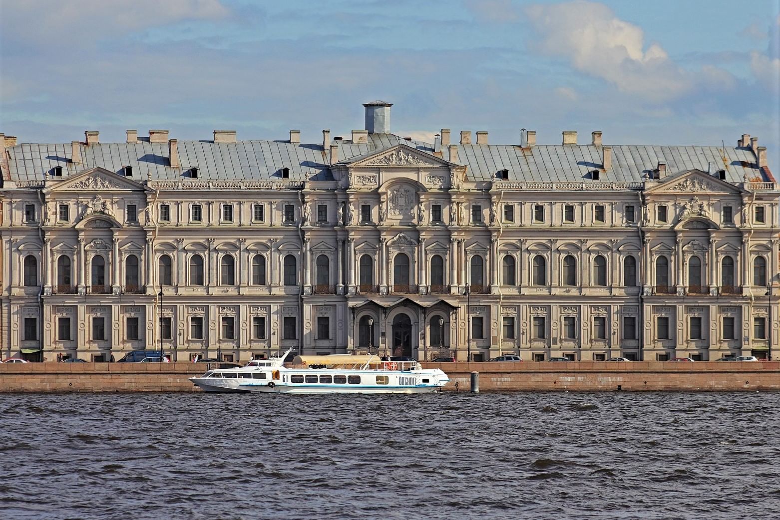 Дворец Романовых В Санкт Петербурге Фото